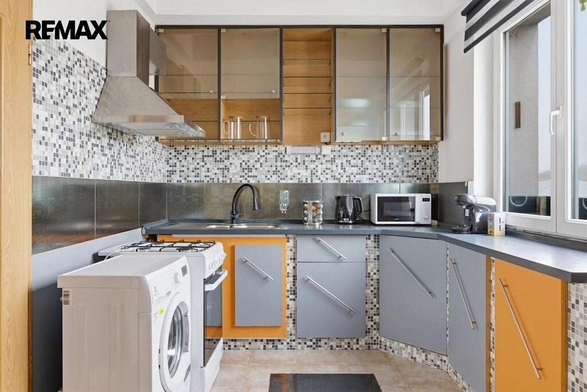 Byt 2+kk · 86 m² · Karlovy Vary, Karlovarský kraj - 3