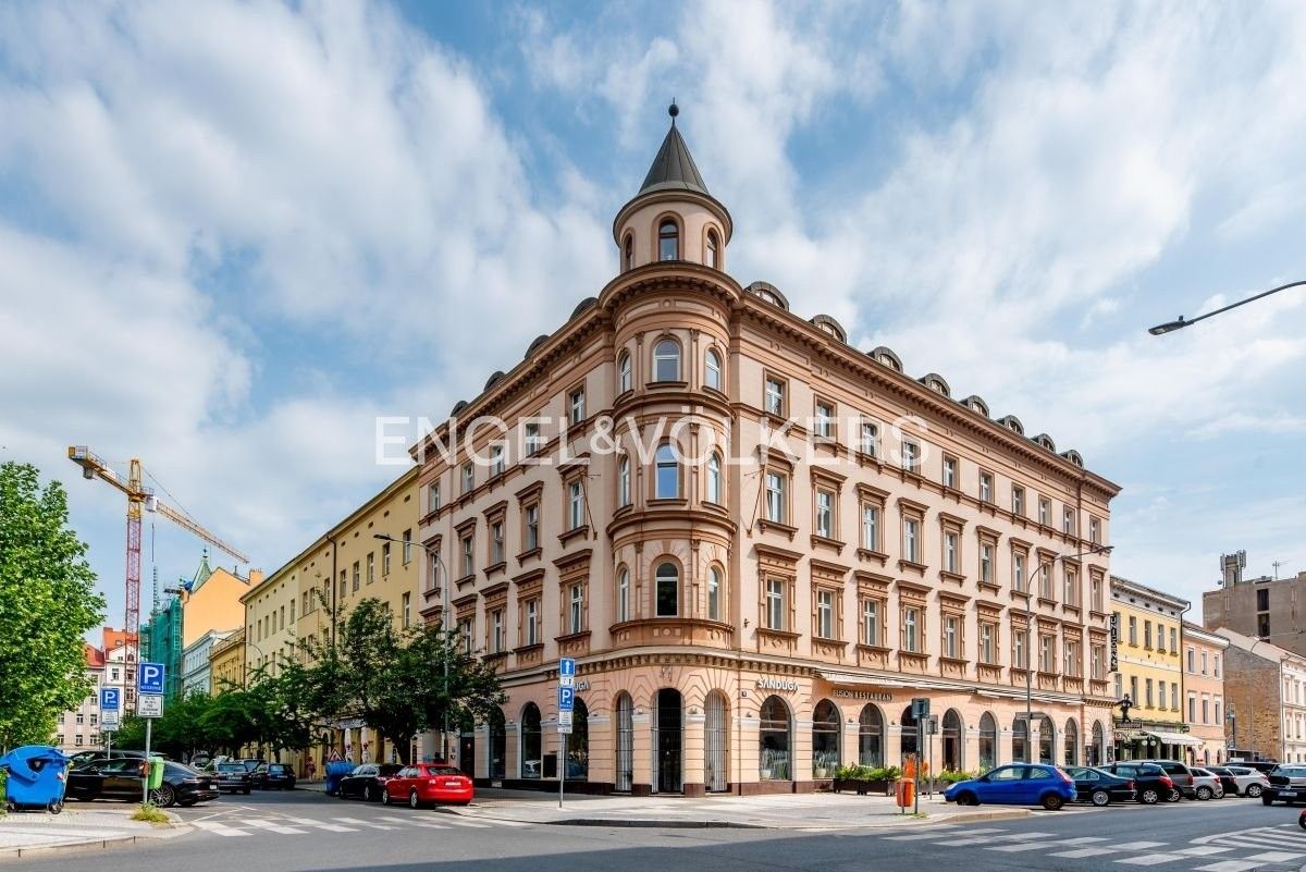 Kanceláře, Karlínské náměstí, Praha, 111 m²