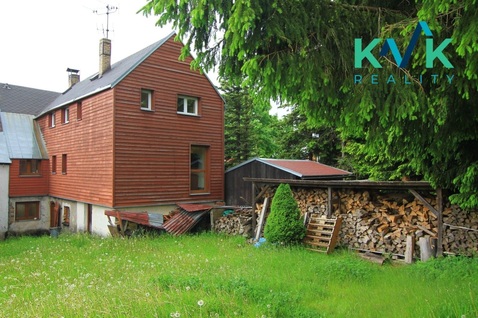 Prodej ubytovací zařízení - Boží Dar, 234 m²