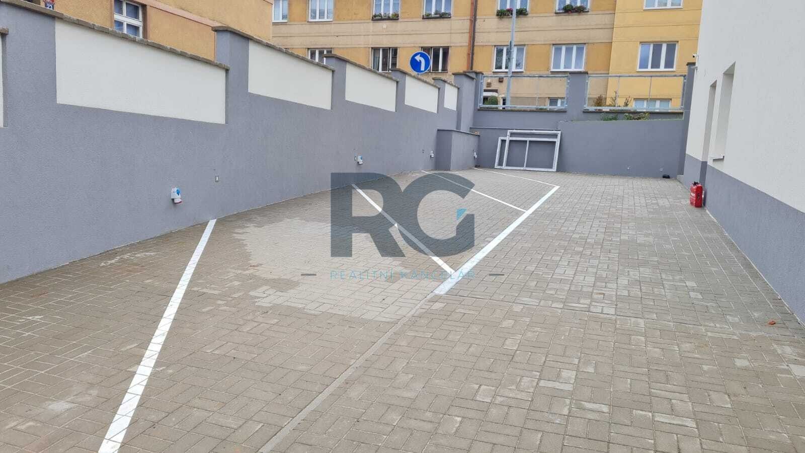 Ostatní, Praha, 20 m²