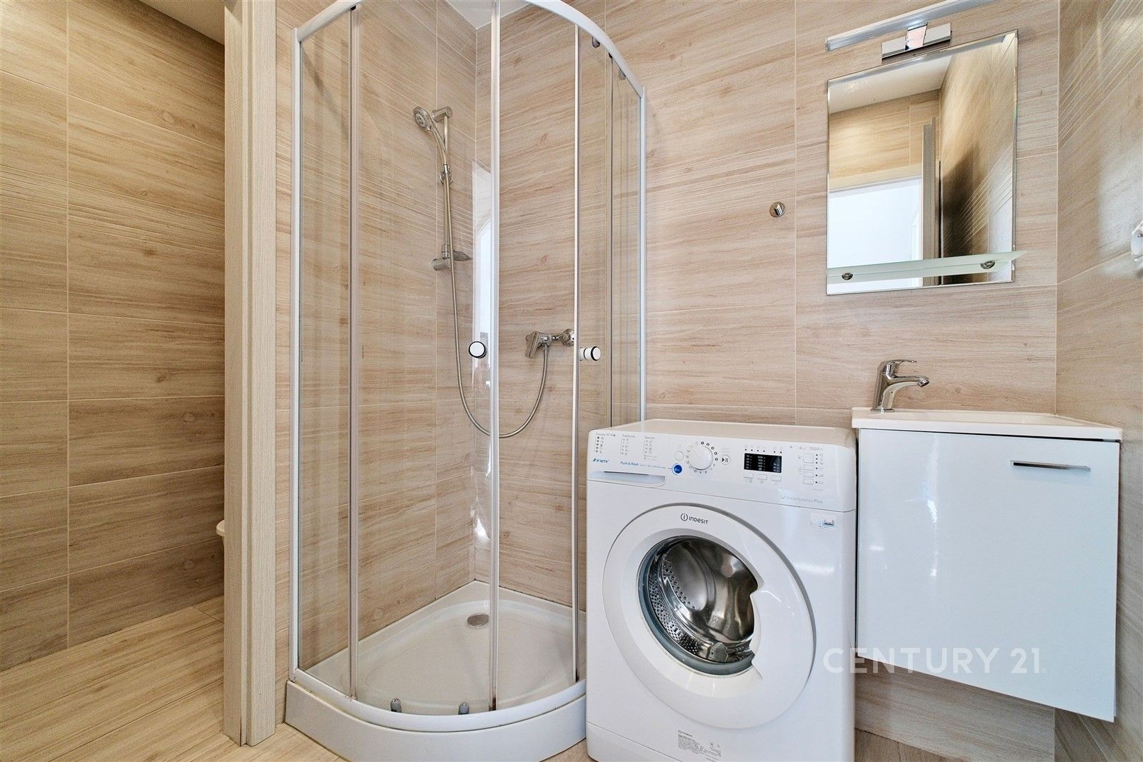 Pronájem byt 1+1 - 4. května 655, Želechovice nad Dřevnicí, 27 m² - 5