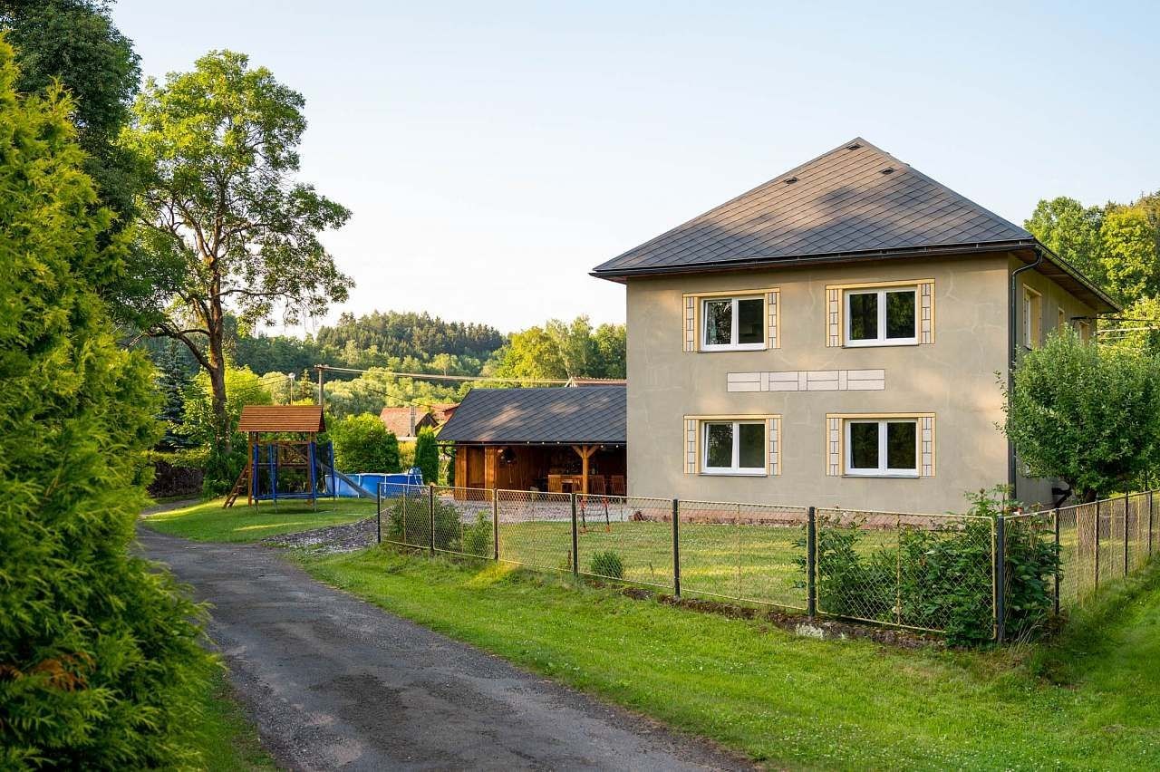 Chaty, Bělá u Staré Paky, Liberecký kraj - 1