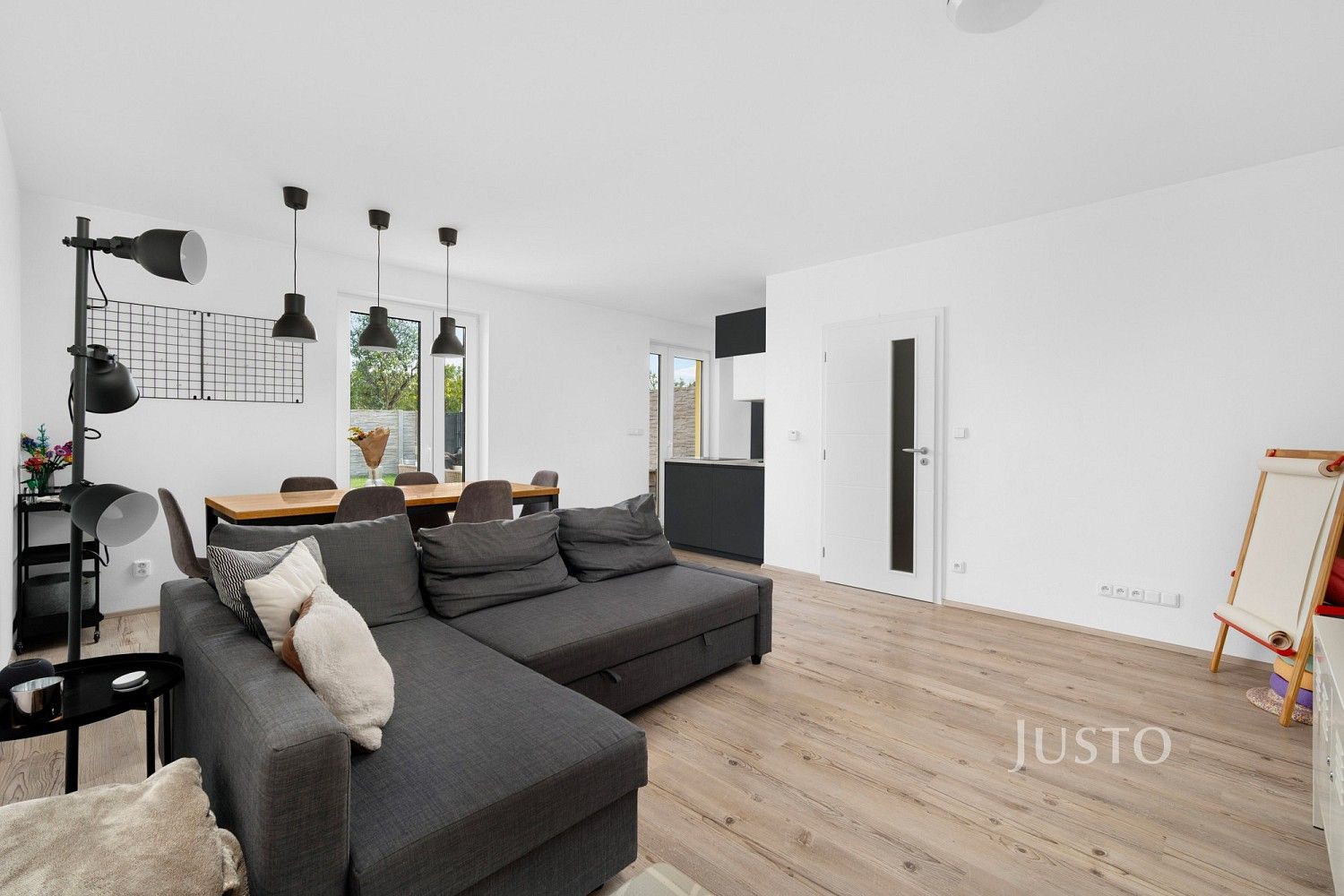 Rodinný dům · 136 m² · Hostěradice, okres Znojmo - 3