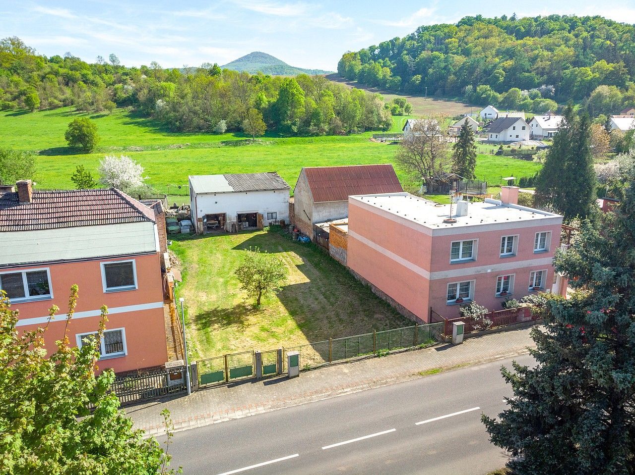 Pozemky pro bydlení, Rtyně nad Bílinou, okres Teplice, Ústecký kraj - 2