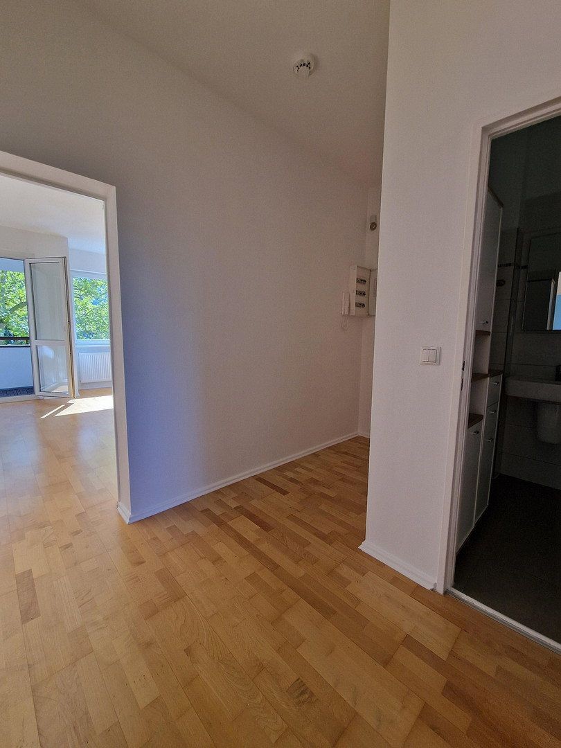 2+1, Albrecht-Achilles-Straße, 6 Berlin Wilmersdorf Berlin 10709, 48 m² - 2