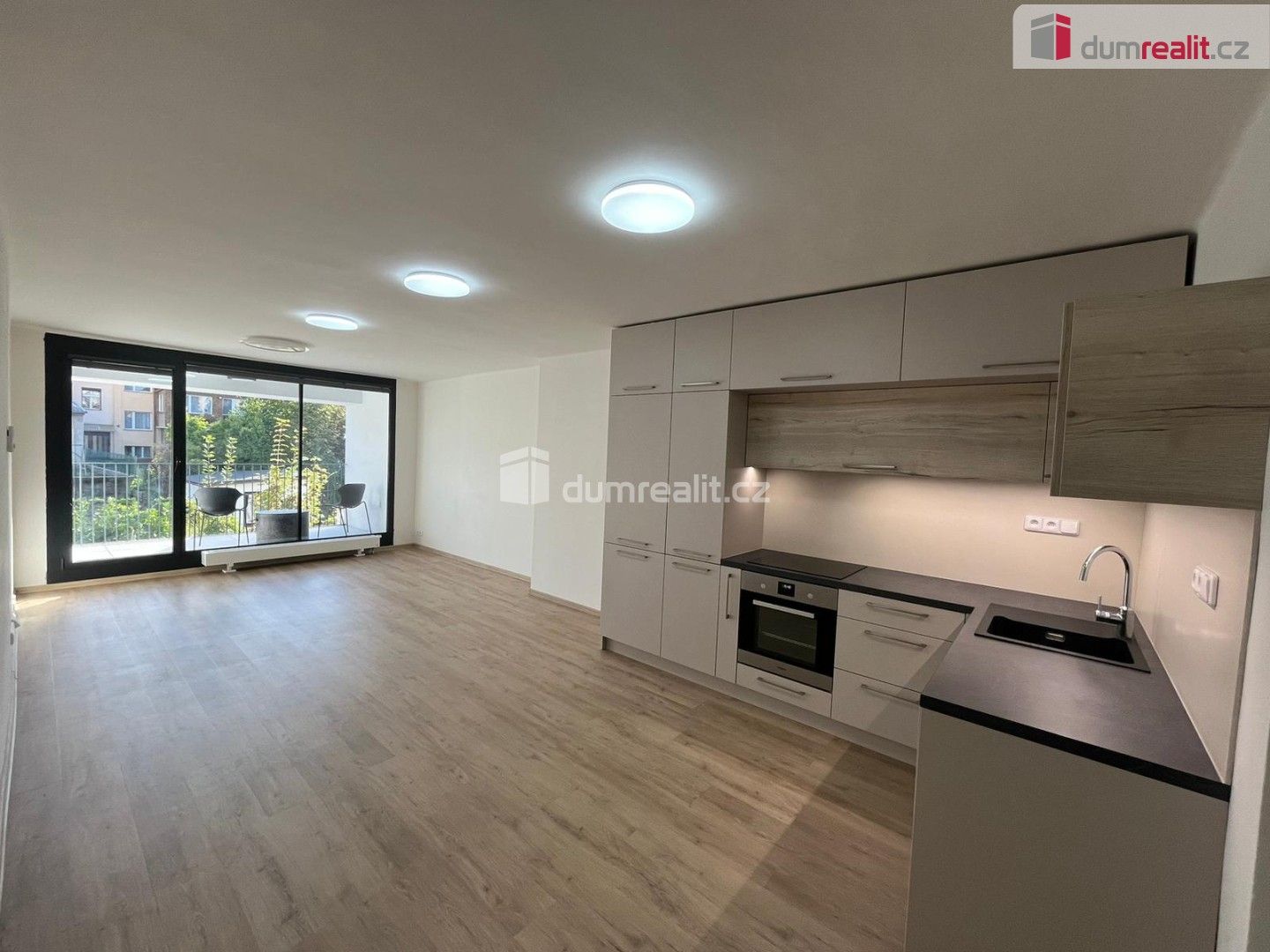 Pronájem byt 2+kk - Sadová, Zlín, 51 m²