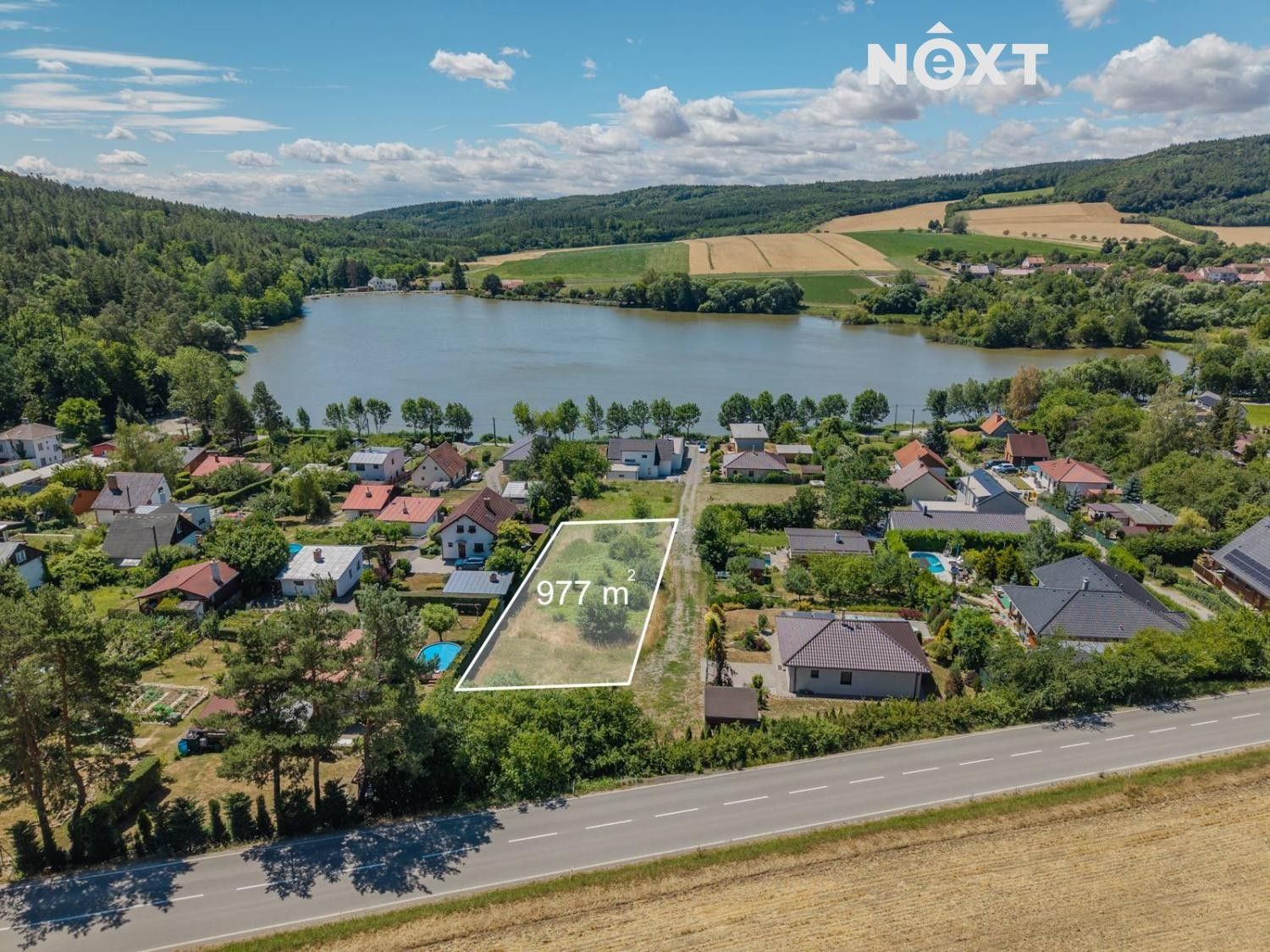 Pozemek pro bydlení, 977 m²