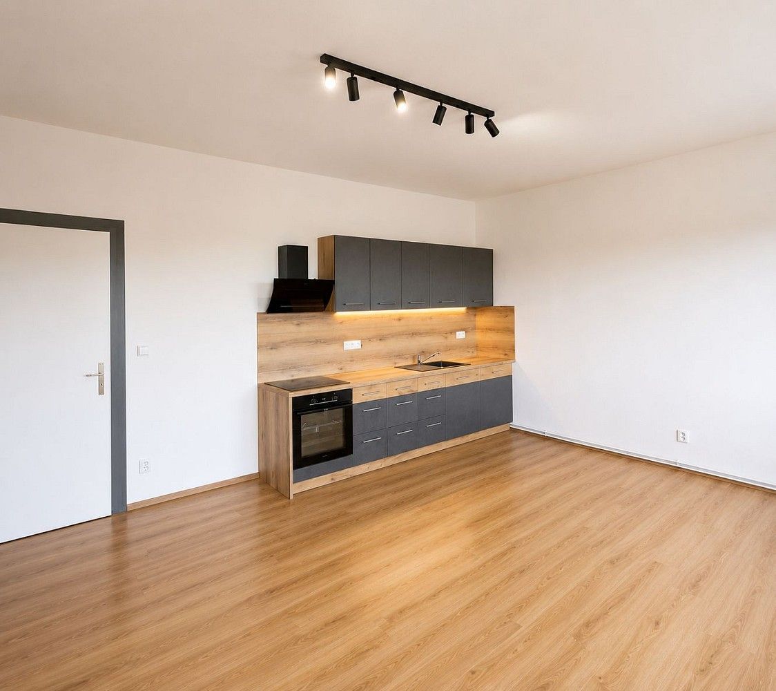 Pronájem byt 2+kk - Jiráskova, Hořice, okres Jičín, 52 m² - 5