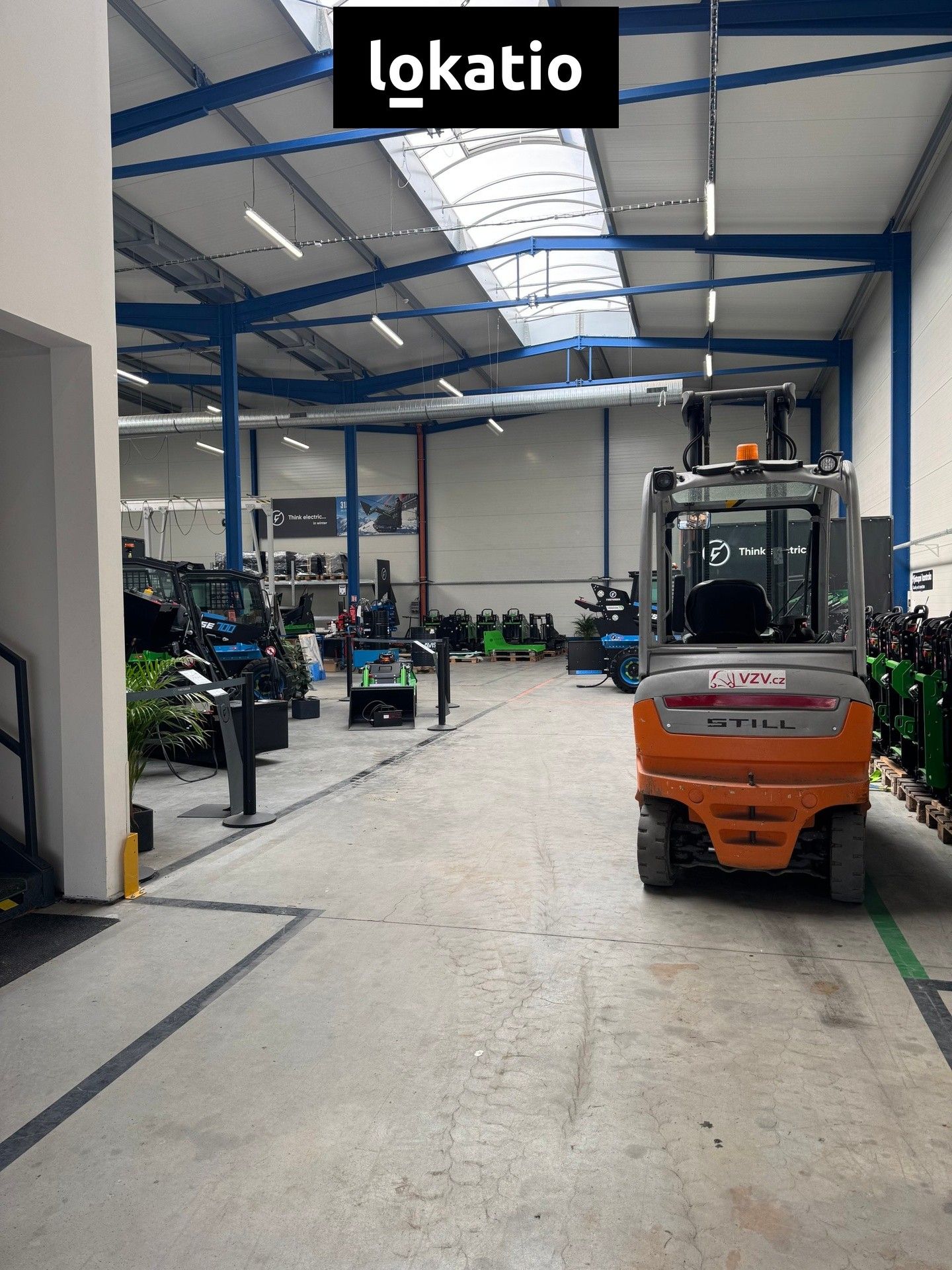 Pronájem sklad - Velká Dobrá, 648 m²