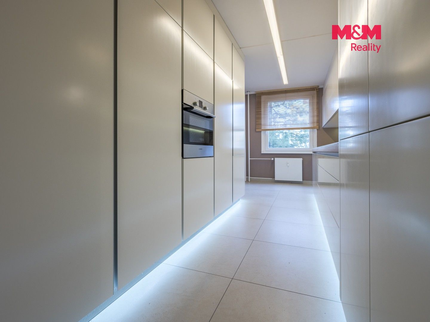3+1, Valentova, Praha, 88 m² - 2