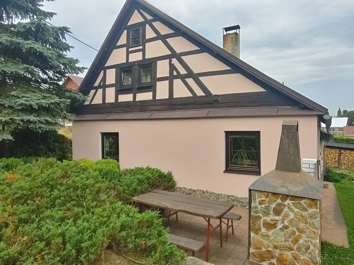 Rodinné domy, Krajková, 357 08