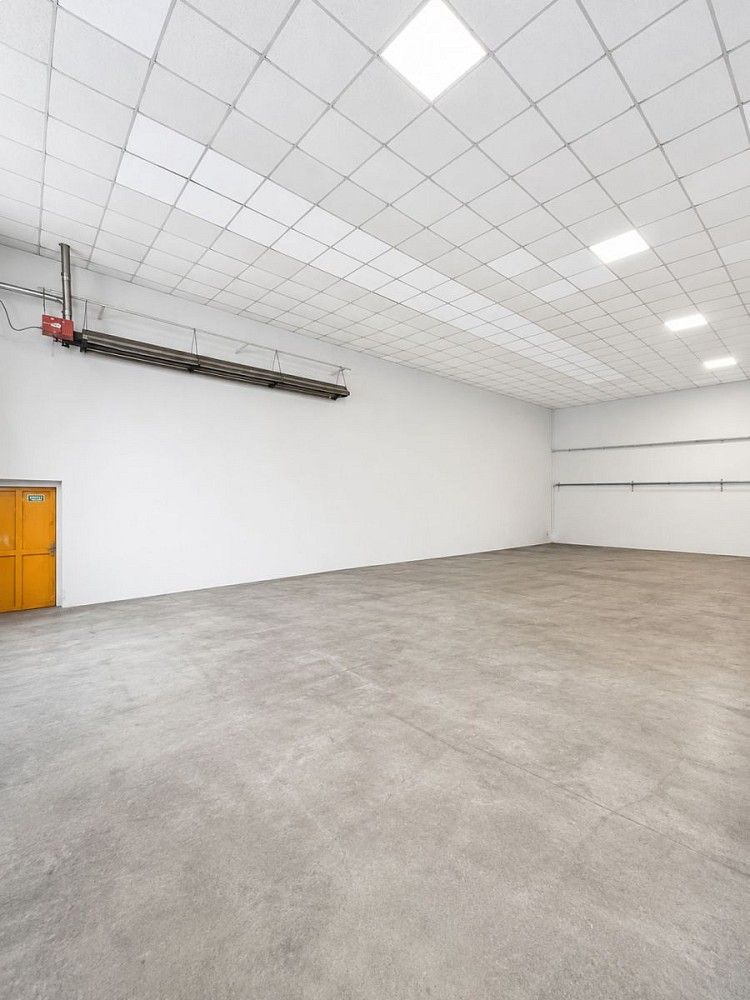 Sklady, Libušina, Kladno - Dubí, 140 m² - 2