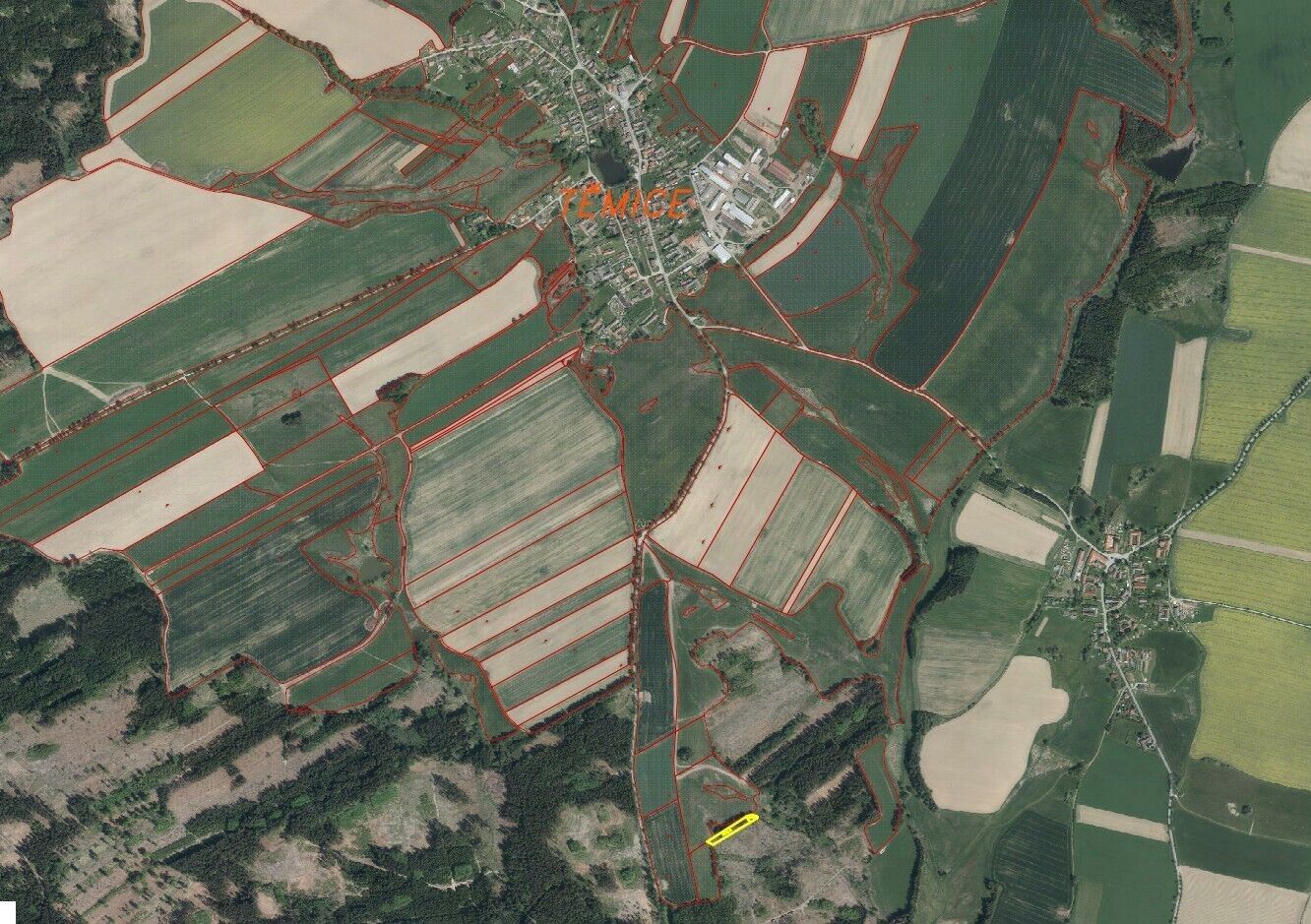 Zemědělské pozemky, U Nádraží  , Kamenice nad Lipou, 2 395 m² - 2