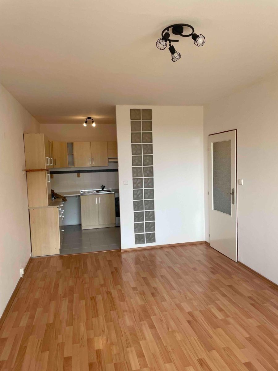 Pronájem byt 2+kk - Hábova, Praha - Stodůlky, 44 m² - 5