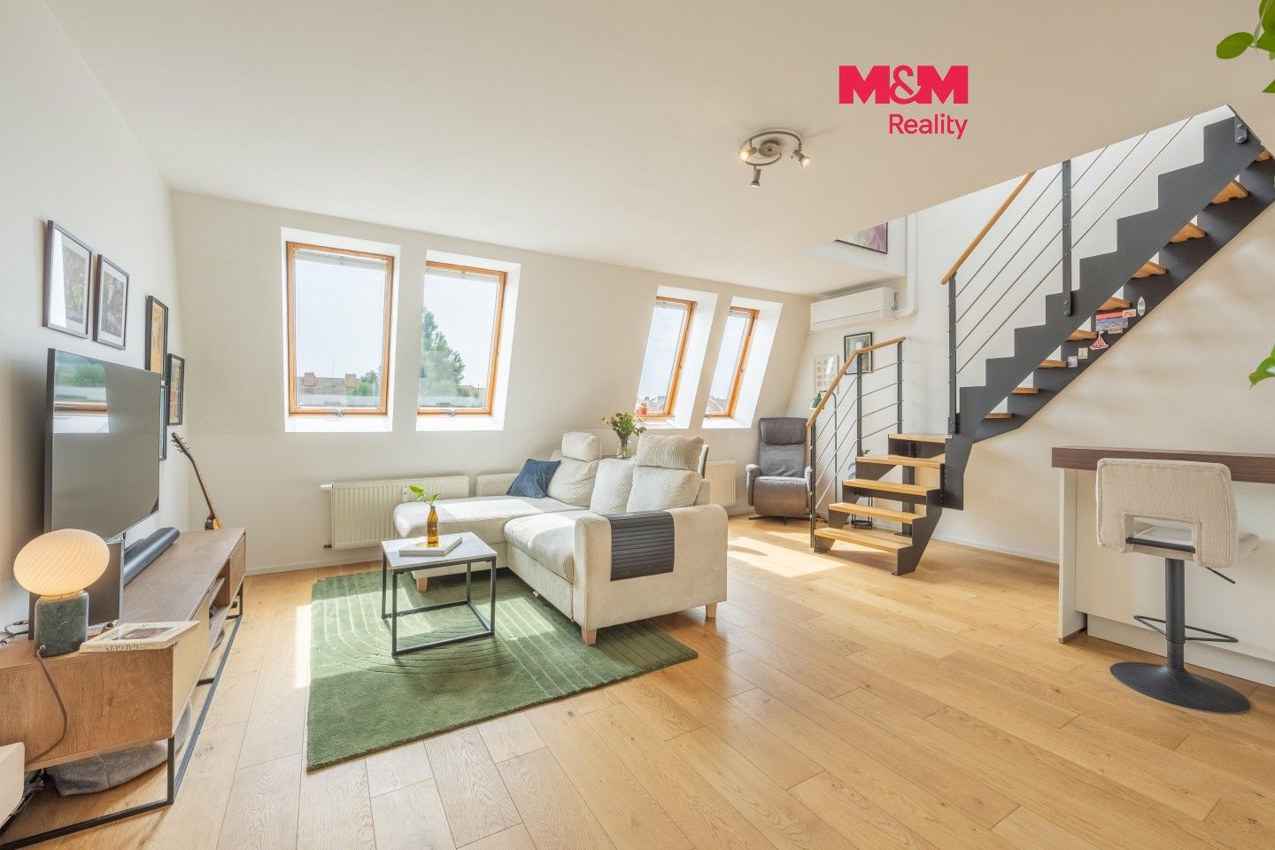 2+kk, Nad Ohradou, Praha, 63 m² - 1