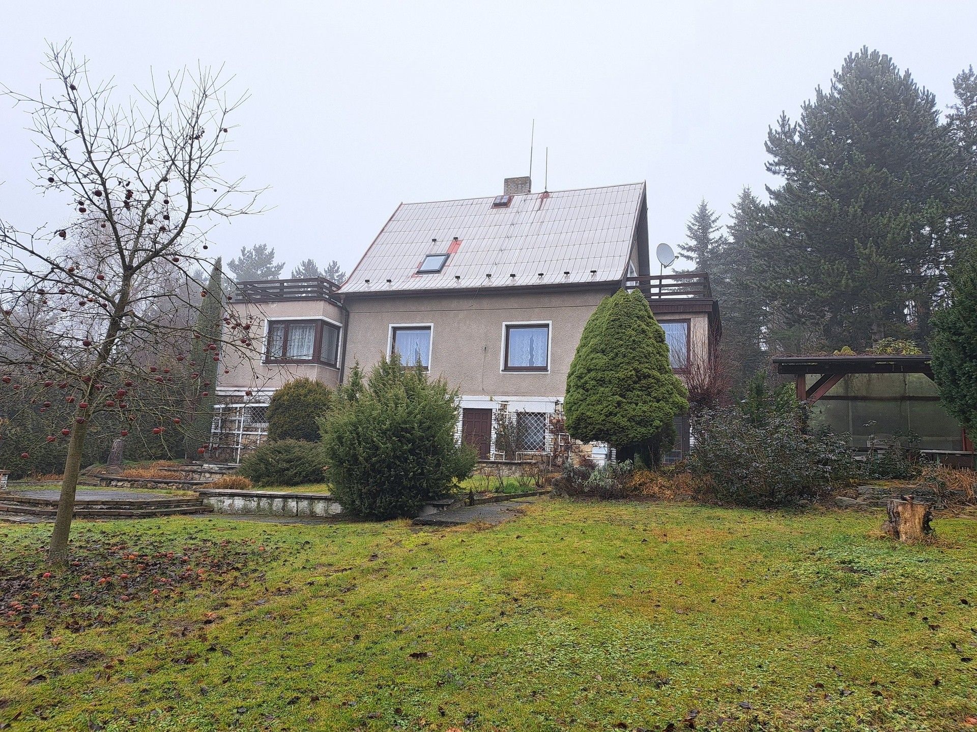 Prodej rodinný dům - Nádražní, Nové Strašecí, 350 m²