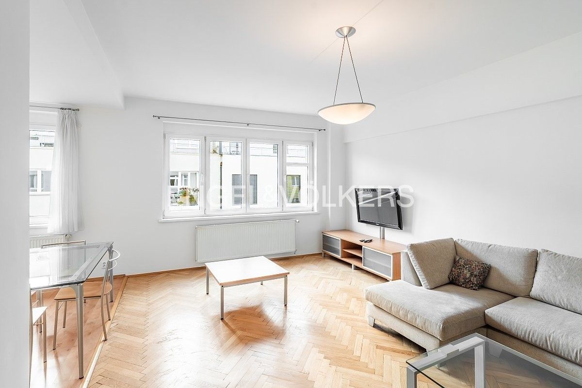 Pronájem byt 3+kk - U gymnázia 1234, Praha Nusle, 104 m² - 2