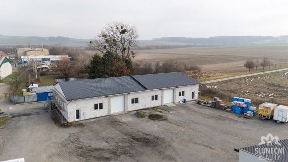 Sklady, Tlumačov, 763 62