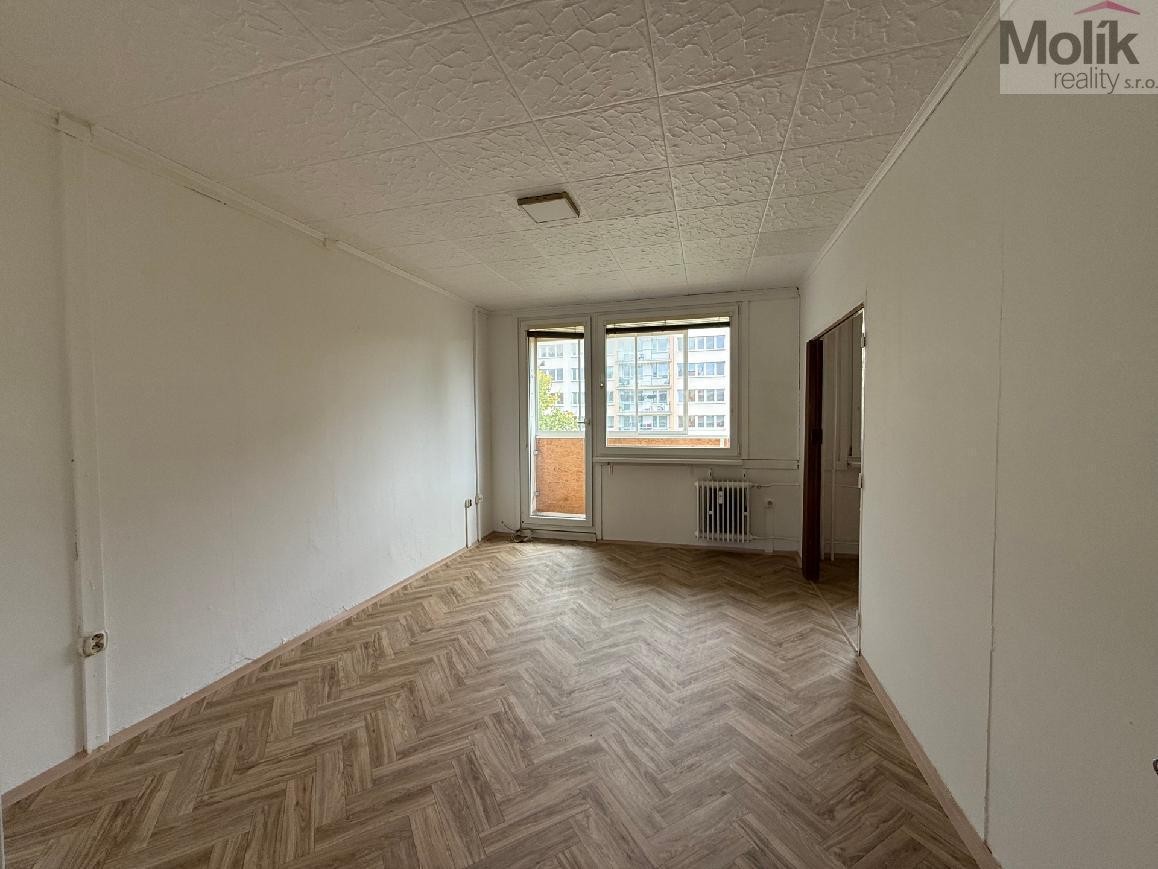 Byt 3+1 · 55 m² · Jana Kubelíka, Most - 4