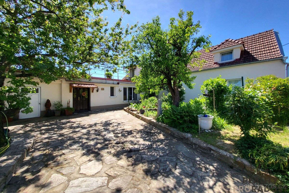 Rodinné domy, Horní Dunajovice, 671 34 - 1