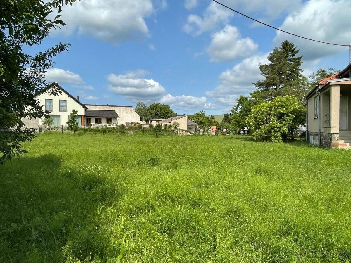 Prodej pozemek pro bydlení - Rousínov u Vyškova, 683 01