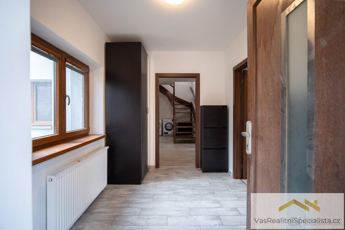 Prodej rodinný dům - Úvaly, 250 82