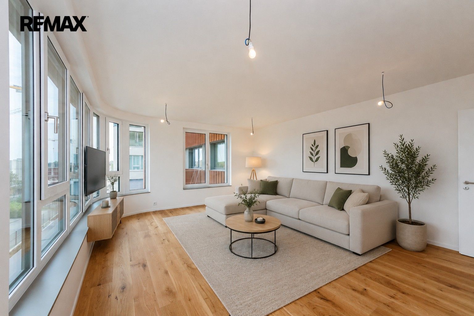 Prodej byt 1+kk - U Komína 369, Praha Radlice, 39 m² - 2
