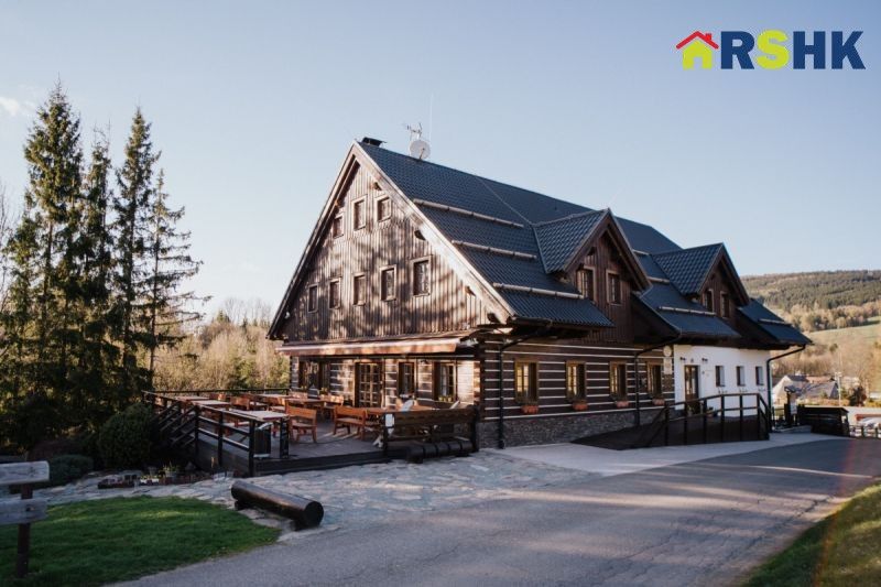 Restaurace · 751 m² · Deštné v Orlických horách - 2