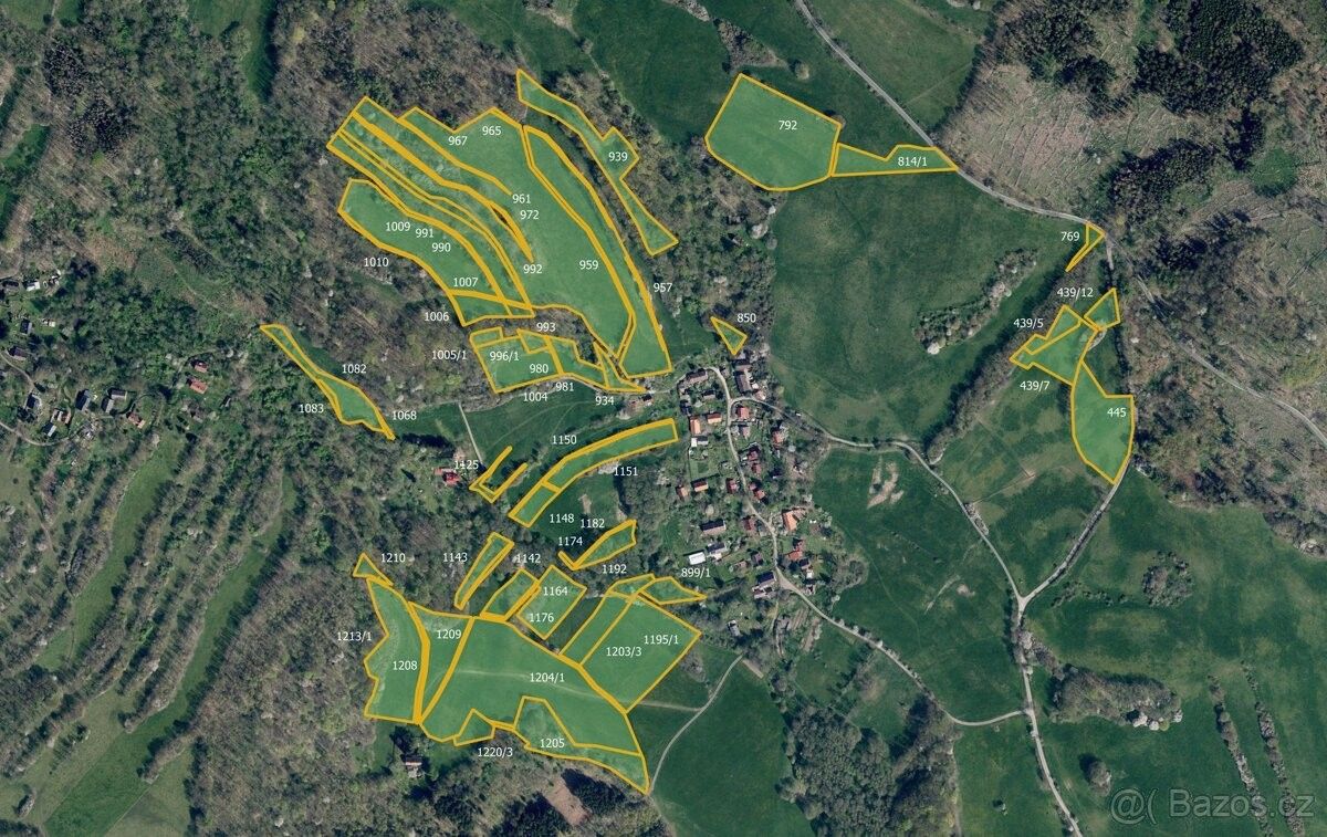 Pozemky pro bydlení, Úštěk, 411 45