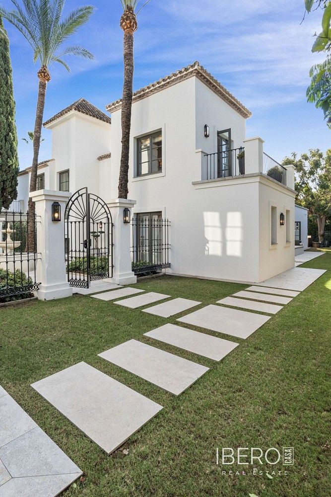 Rodinný dům · 603 m² · Nueva Andalucía, ES - 3