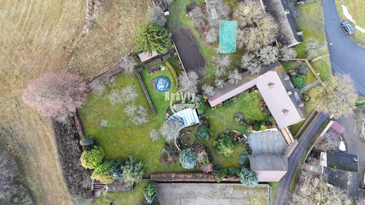 Prodej rodinný dům - Smrčná, 190 m²