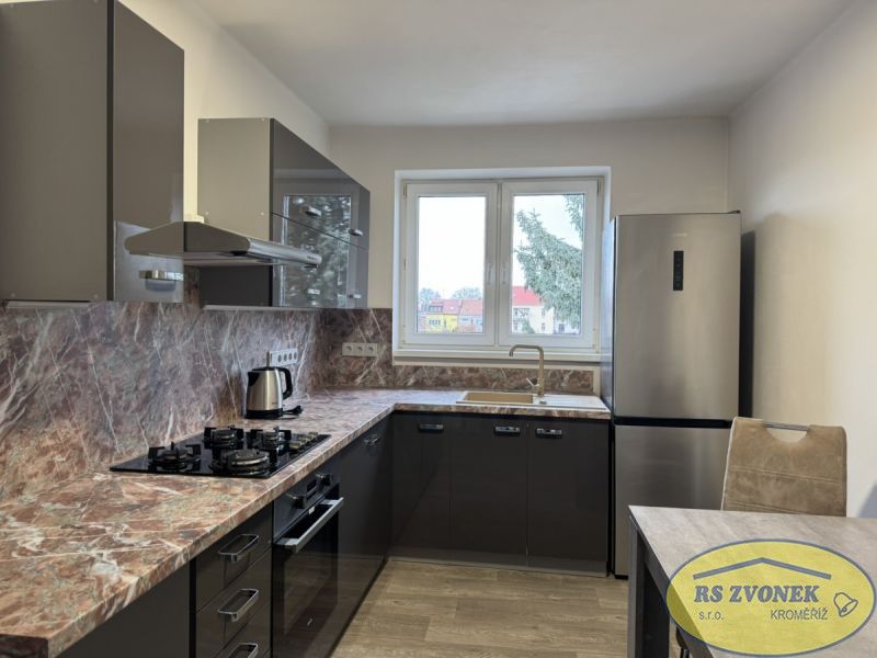 Pronájem byt 2+1 - Velehradská, Kroměříž, 67 m²