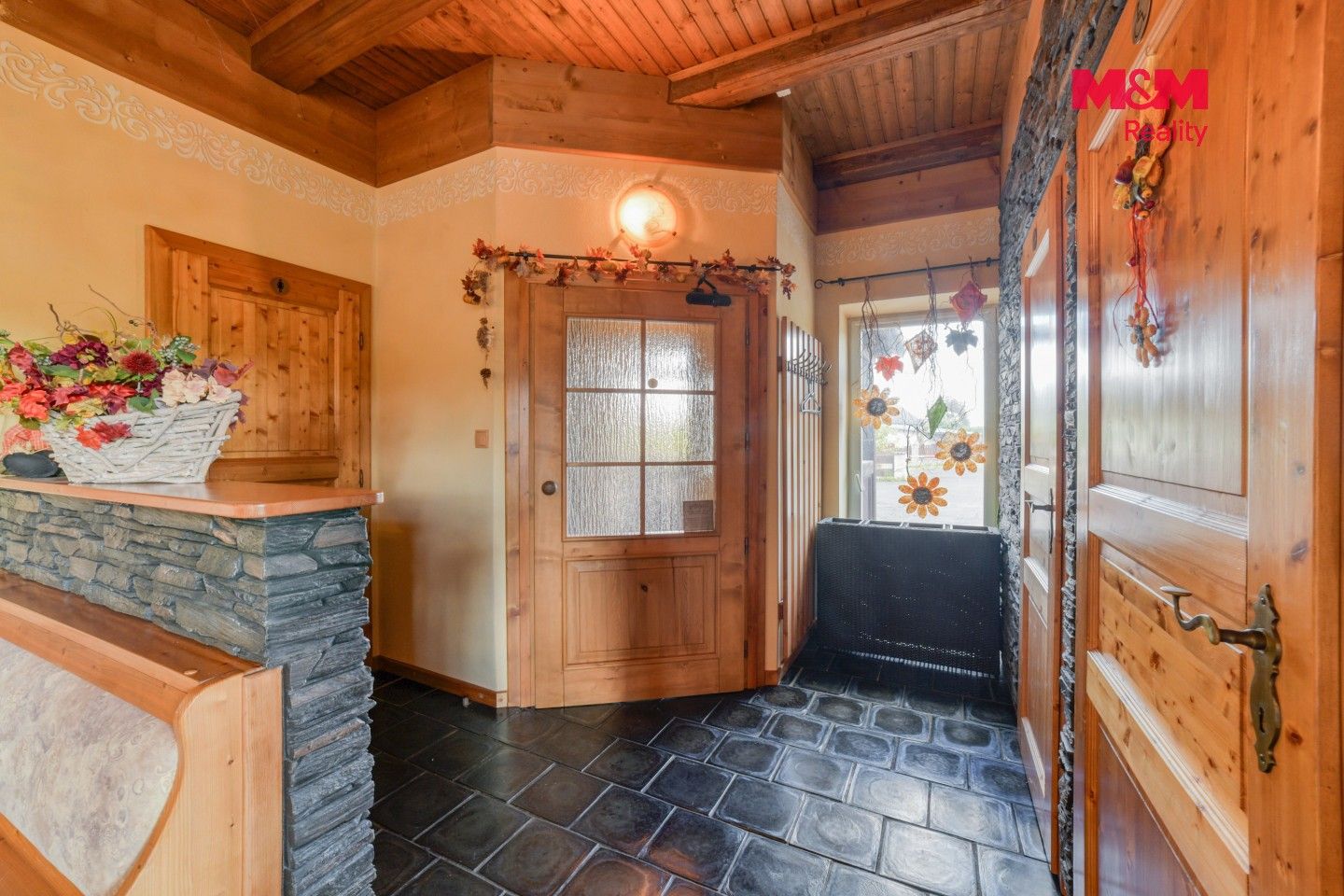 Restaurace · 132 m² · Družstevní, Luby - 3