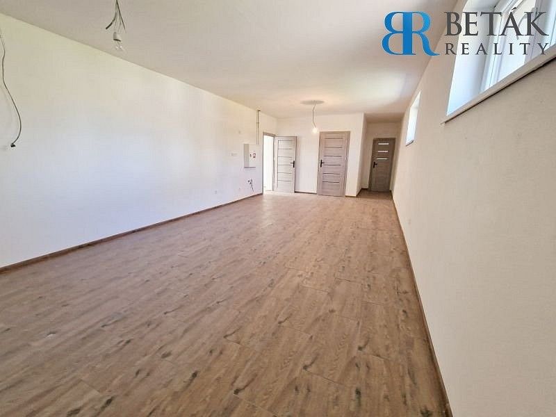 Pronájem obchodní prostory - Přestavlky, okres Přerov, Olomoucký kraj, 142 m² - 5