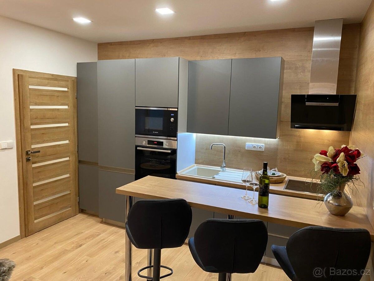 Byty, Uherský Brod, 688 01