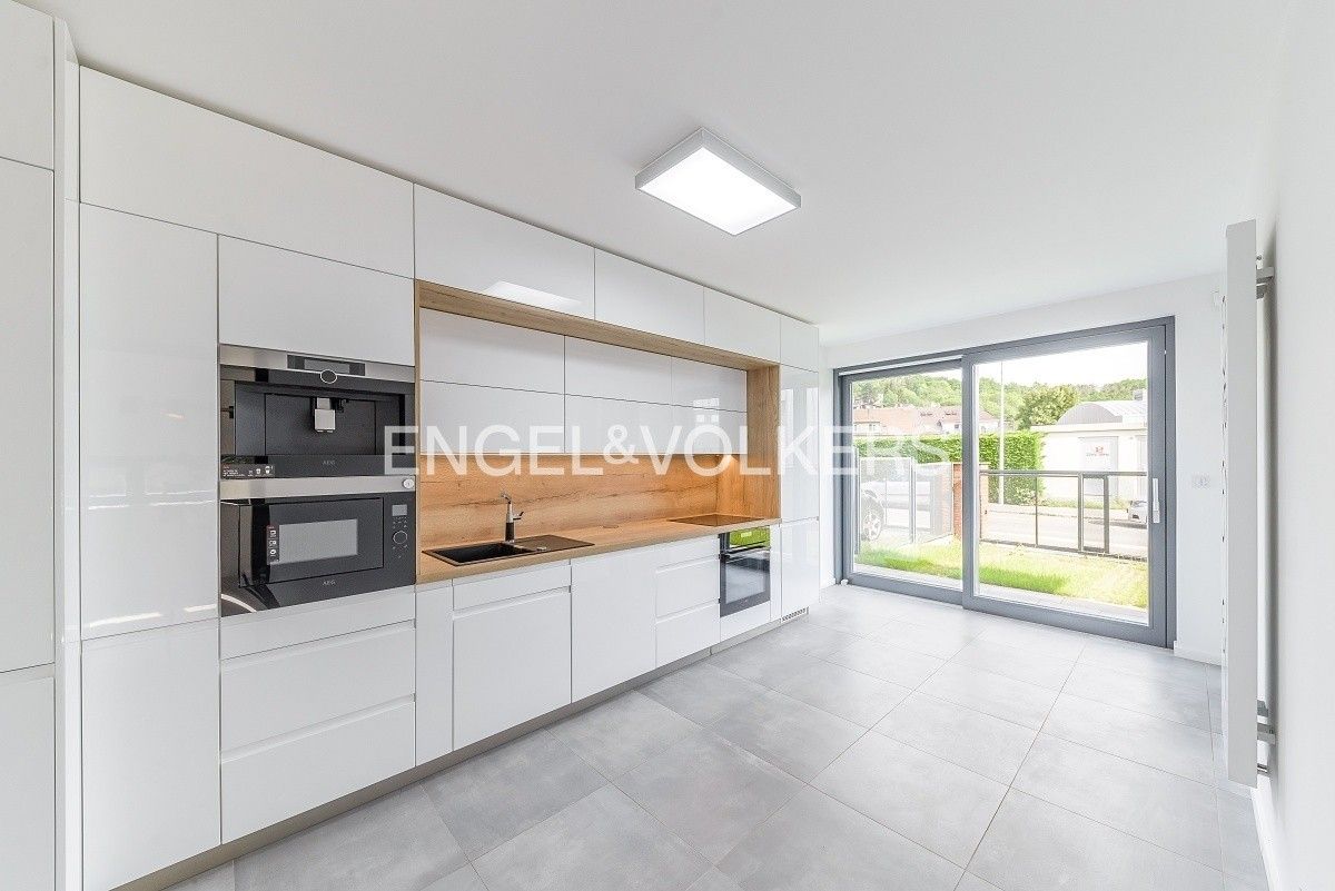 Rodinný dům · 226 m² · Na Hutmance 1030, Praha Jinonice - 3
