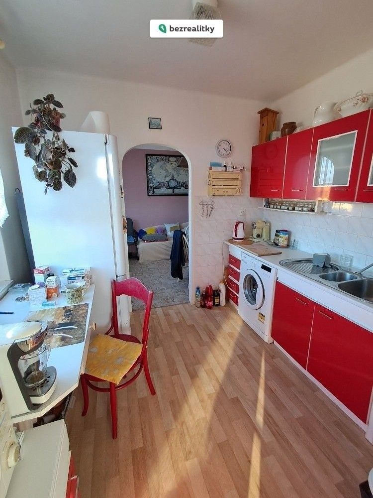 Prodej byt 3+1 - Pražského povstání, Benešov, 75 m²