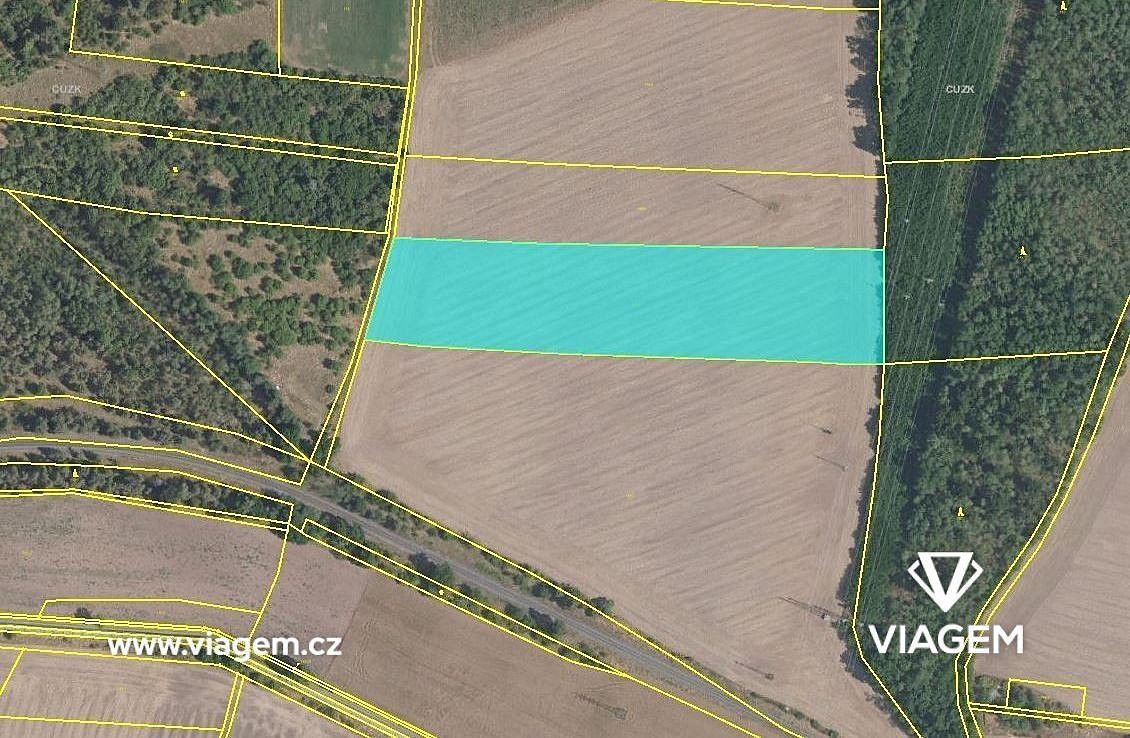 Zemědělský pozemek, 17 646 m²