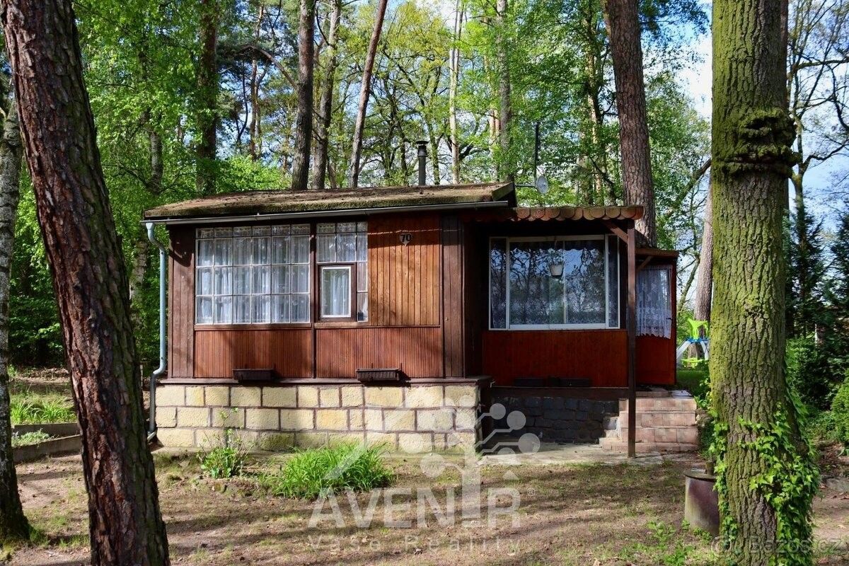 Prodej chata - Dlouhá Lhota u Mladé Boleslavě, 294 05, 40 m²