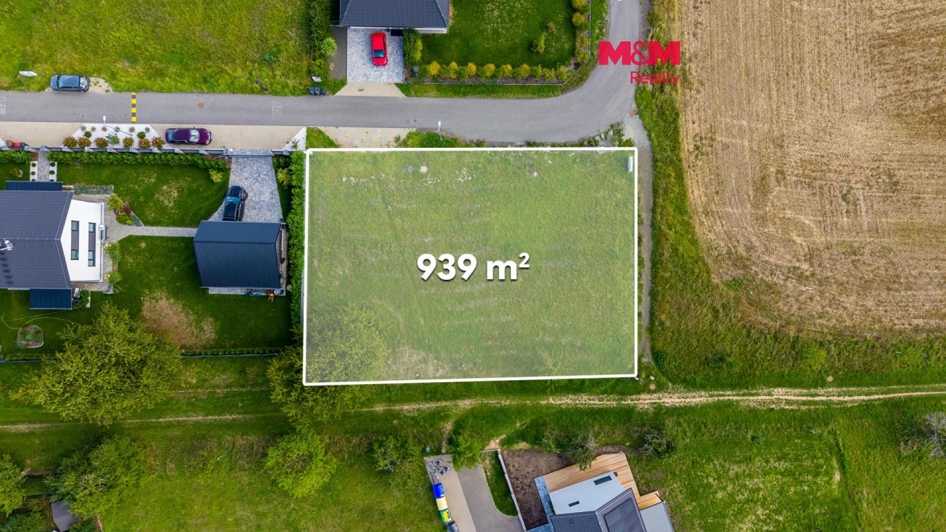 Pozemek pro bydlení, 939 m²