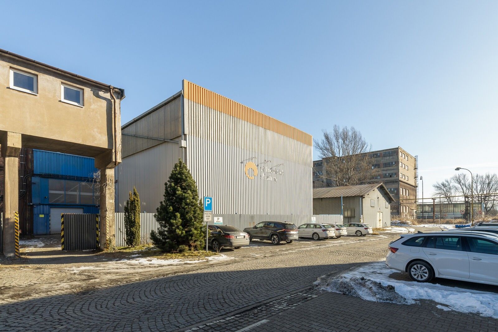 Výrobní prostory, Ostrava, 16 009 m² - 1