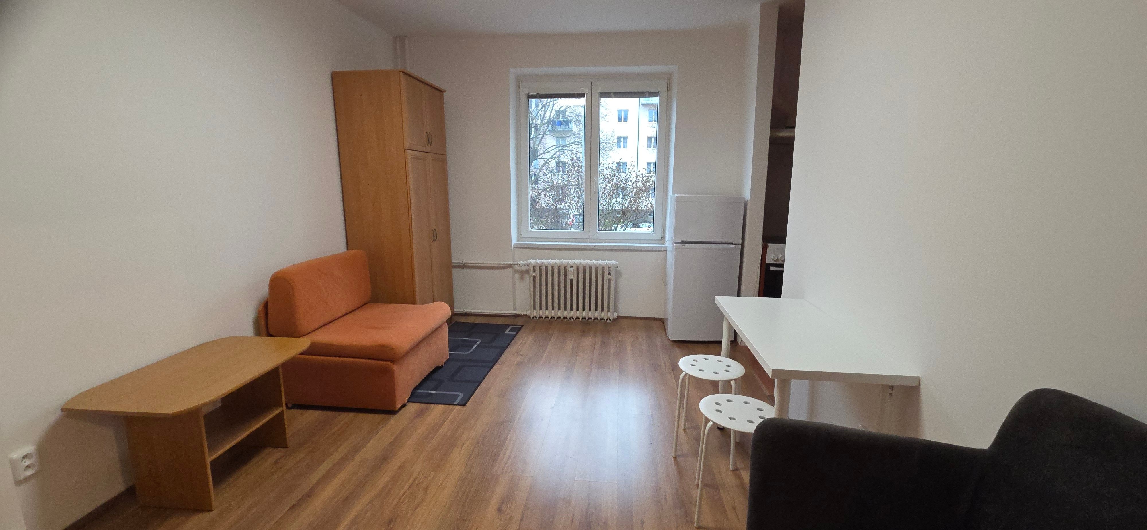 1+kk, Zelenečská, Praha, 24 m²