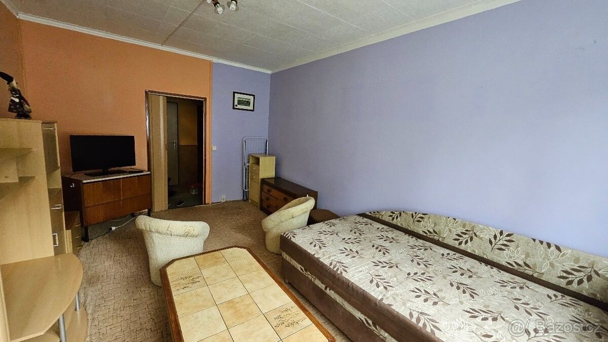 Pronájem byt - Rotava, 357 01