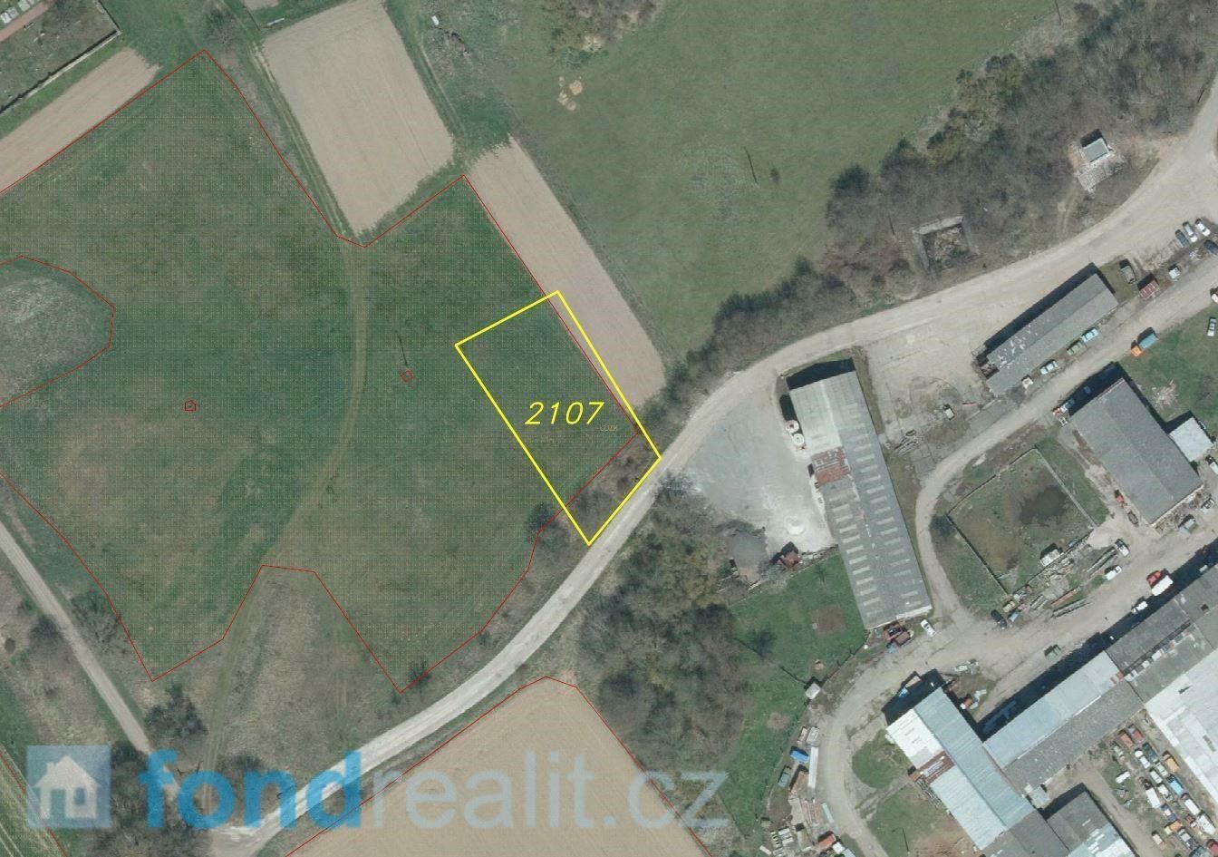 Prodej pozemek - Chlum, 1 412 m²