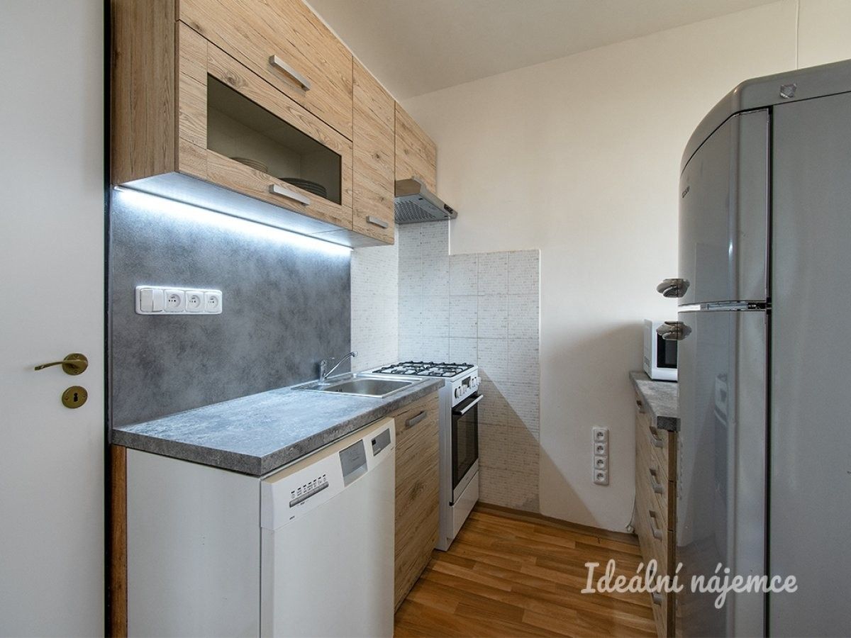 3+1, Taussigova, Praha, 67 m²