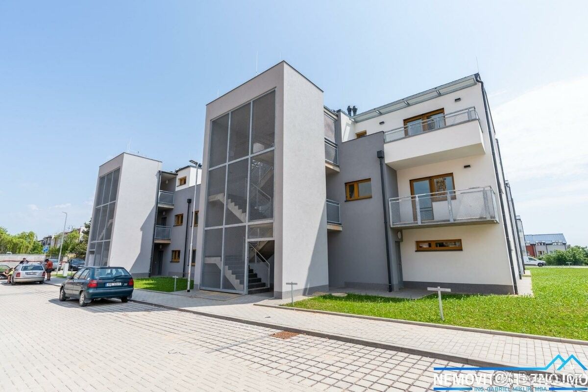 Prodej byt 3+kk - Znojmo, 669 04, 80 m²