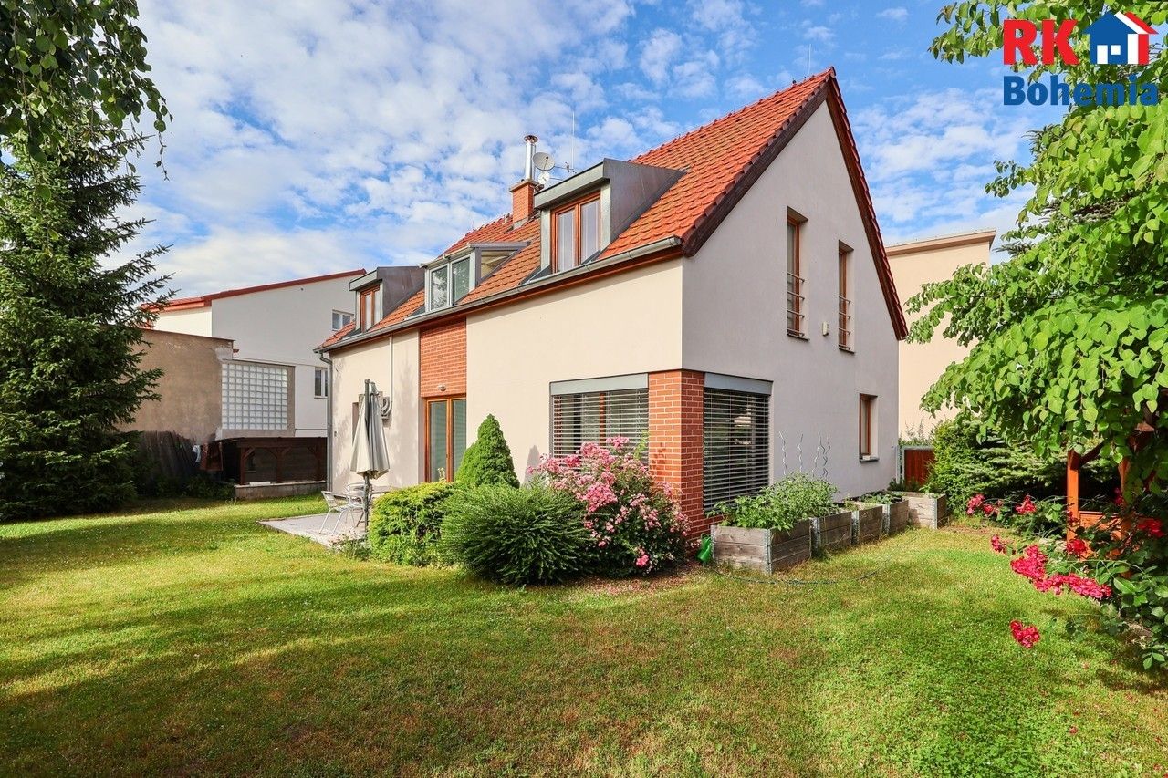 Rodinné domy, Lázeňská, Český Brod, 151 m²