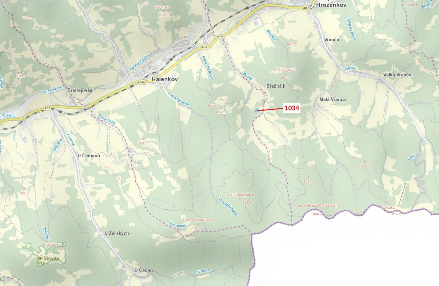 Les, 4 417 m²