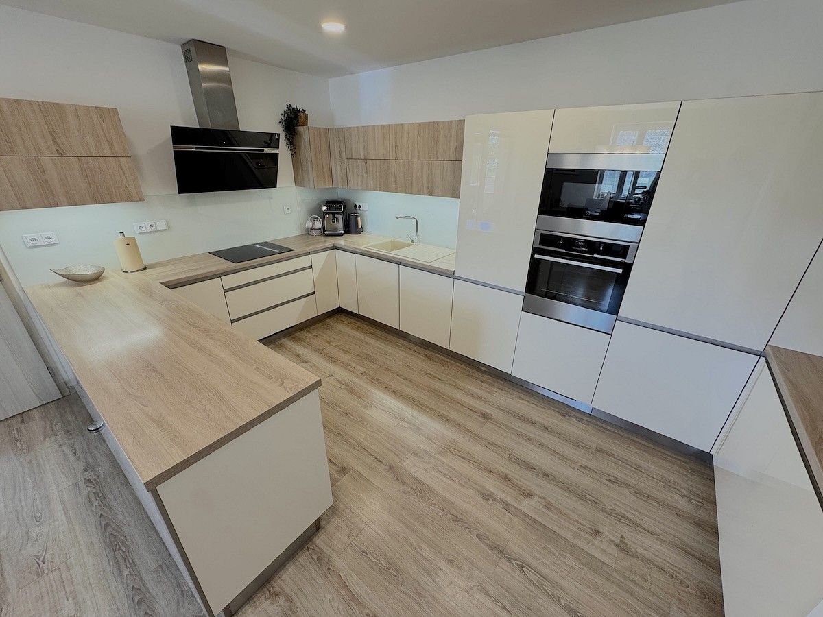 Prodej rodinný dům - Velešovice, okres Vyškov, 451 m² - 5