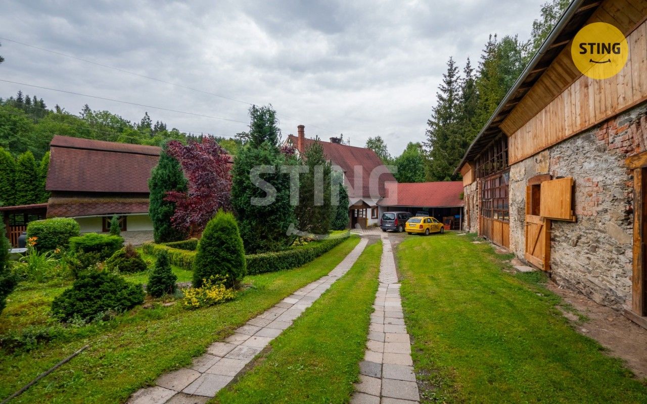Rodinné domy, Valšov, 520 m² - 2